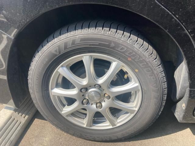 TOYOTA VOXY 2018 Image 31