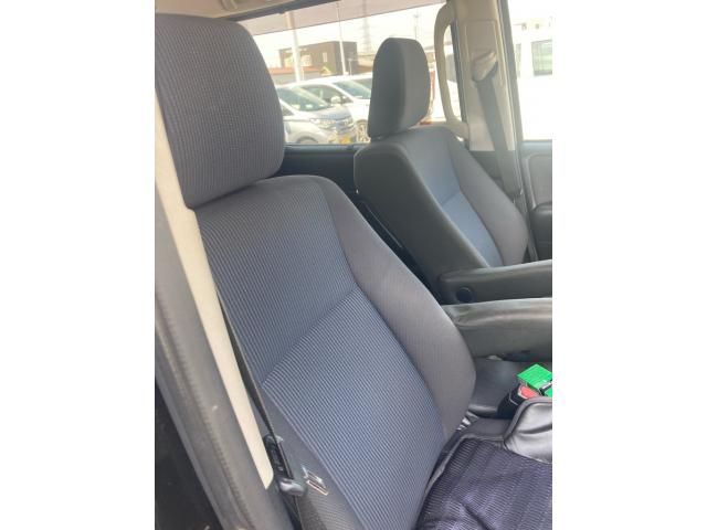 TOYOTA VOXY 2018 Image 31