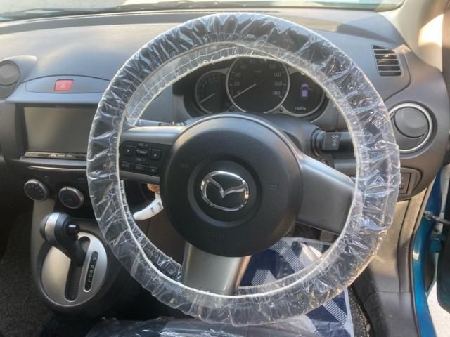 MAZDA DEMIO 2012 Image 31