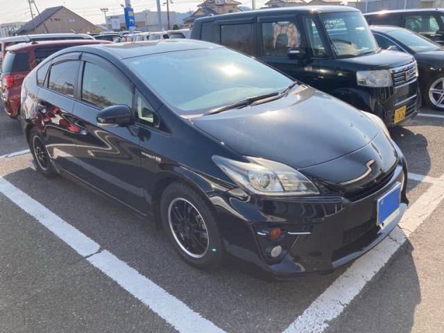 TOYOTA PRIUS 2012 Image 31