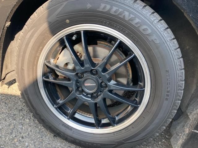 TOYOTA PRIUS 2012 Image 31