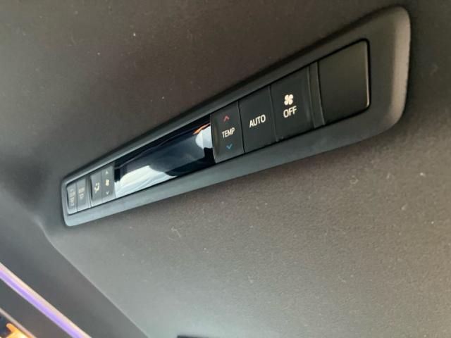 TOYOTA ALPHARD HYBRID 4WD 2021 Image 31