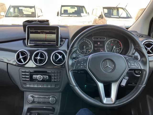 MERCEDES BENZ B CLAS 2013 Image 31