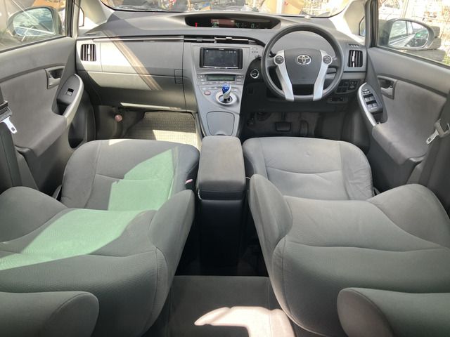 TOYOTA PRIUS 2010 Image 31