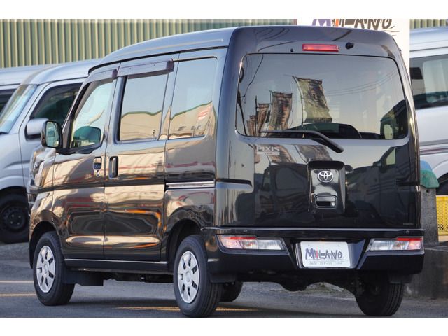 TOYOTA PIXIS VAN 2017 Image 31