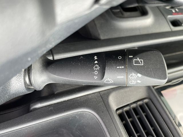 TOYOTA PIXIS VAN 2017 Image 31