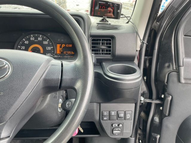 TOYOTA PIXIS VAN 2017 Image 31