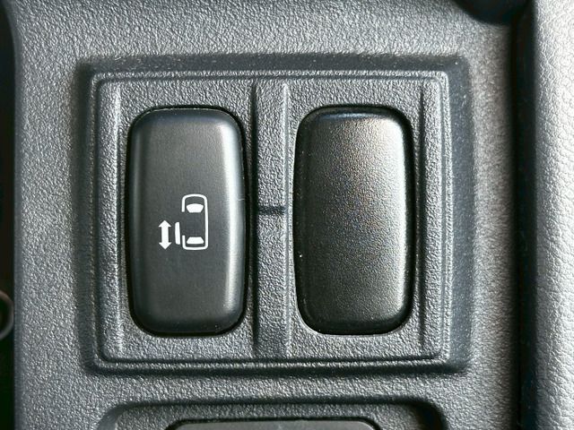 MITSUBISHI DELICA D:5 4WD 2008 Image 31