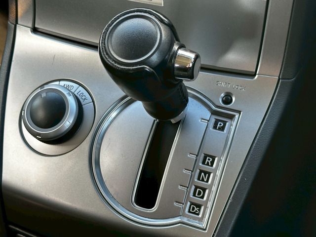 MITSUBISHI DELICA D:5 4WD 2009 Image 31