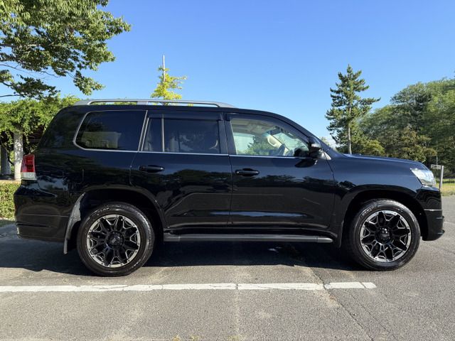 TOYOTA LANDCRUISER WAGON 2018 Image 31