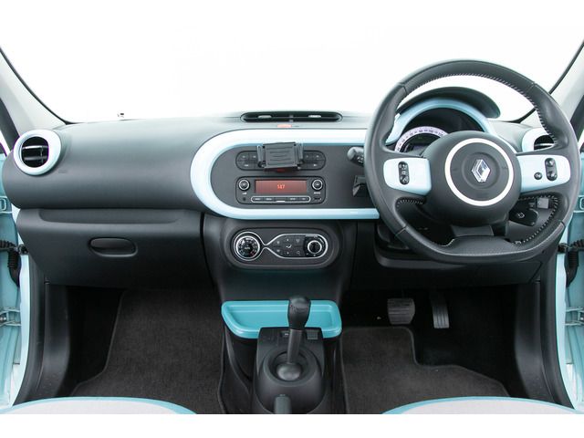 RENAULT TWINGO 2018 Image 31