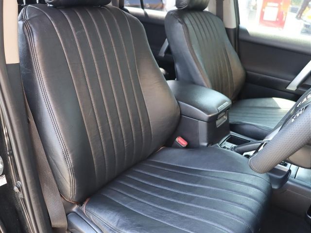 TOYOTA LANDCRUISER PRADO 2015 Image 31