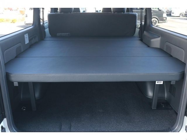 TOYOTA HIACE VAN 4WD 2026 Image 31