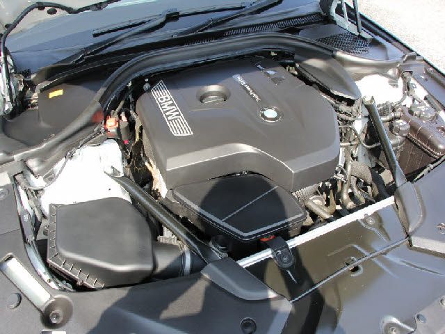 BMW 5SERIES SEDAN 2017 Image 31