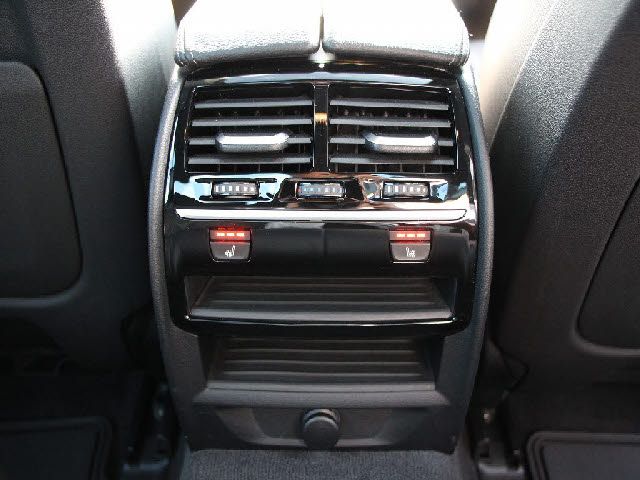 BMW 5SERIES SEDAN 2017 Image 31