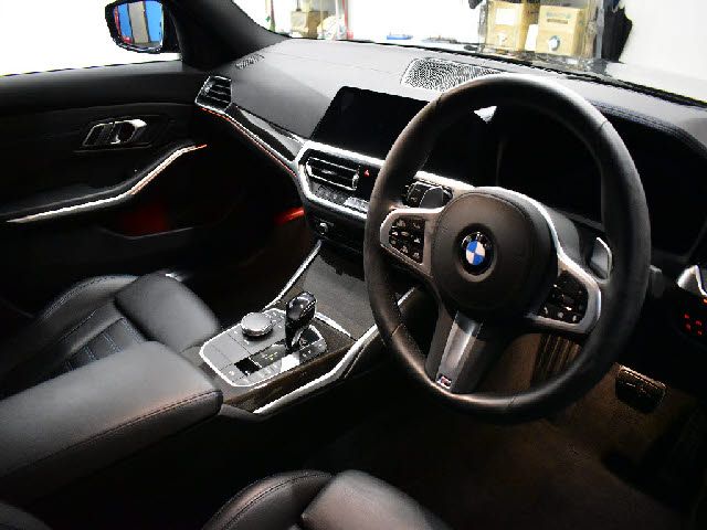 BMW 3SERIES SEDAN 2019 Image 31