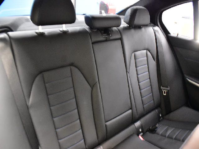 BMW 3SERIES SEDAN 2019 Image 31