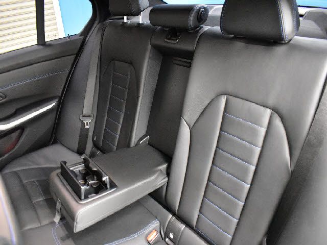 BMW 3SERIES SEDAN 2019 Image 31