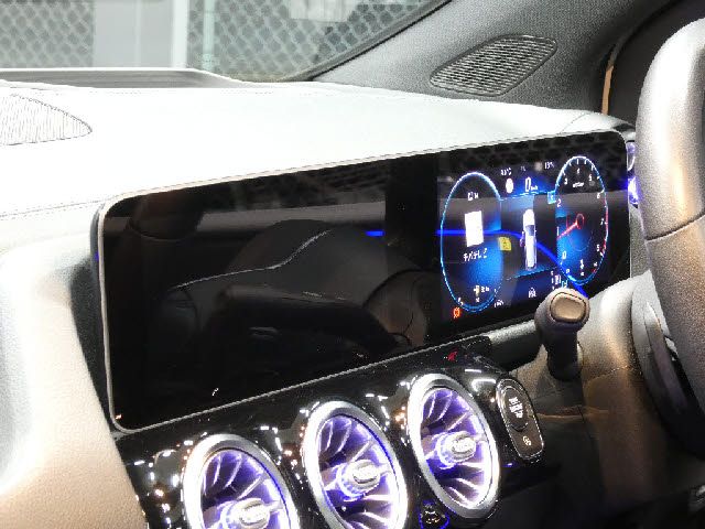 MERCEDES BENZ B CLAS 2019 Image 31