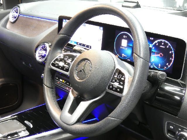 MERCEDES BENZ B CLAS 2019 Image 31