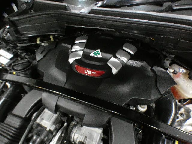 ALFAROMEO STELVIO 2019 Image 31