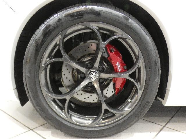 ALFAROMEO STELVIO 2019 Image 31