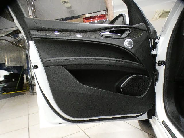 ALFAROMEO STELVIO 2019 Image 31