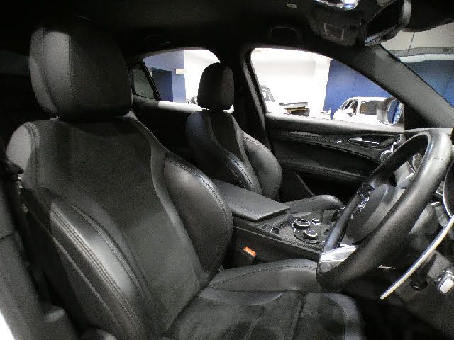 ALFAROMEO STELVIO 2019 Image 31