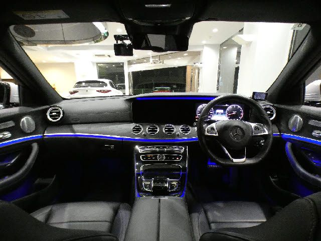 MERCEDES BENZ E CLAS 2016 Image 31