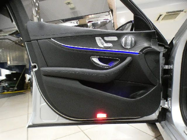 MERCEDES BENZ E CLAS 2016 Image 31