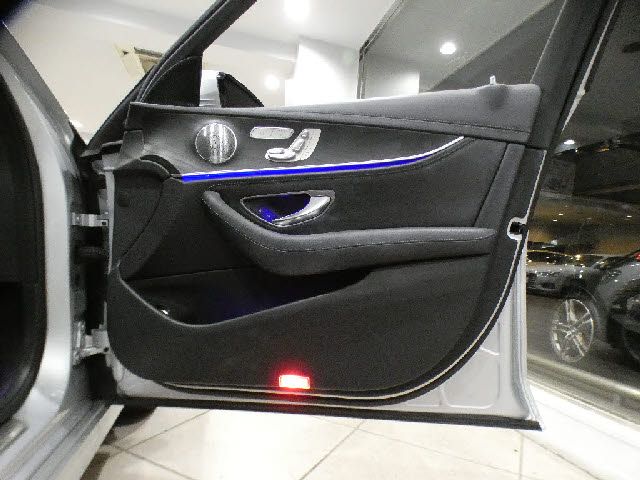 MERCEDES BENZ E CLAS 2016 Image 31