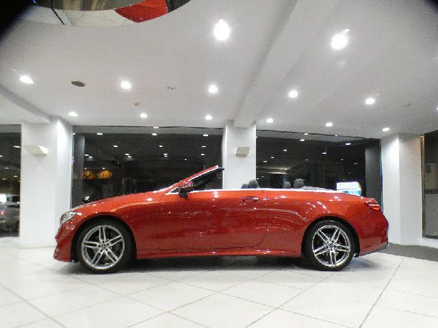 MERCEDES BENZ E CLAS 2018 Image 31