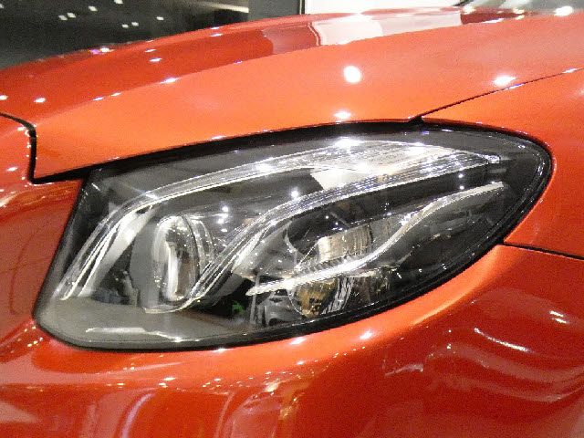 MERCEDES BENZ E CLAS 2018 Image 31