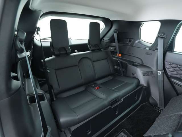 MITSUBISHI OUTLANDER PHEV 2023 Image 31