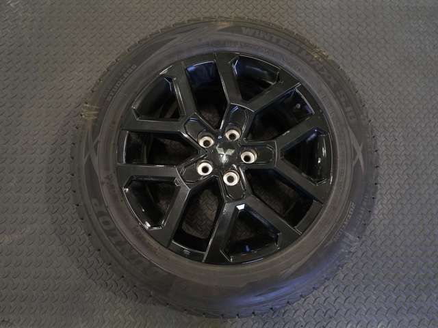 MITSUBISHI OUTLANDER PHEV 2023 Image 31