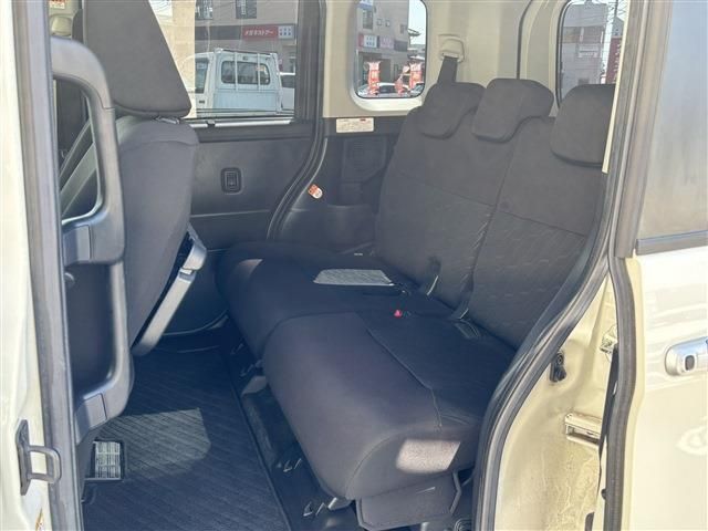 TOYOTA TANK 4WD 2018 Image 31