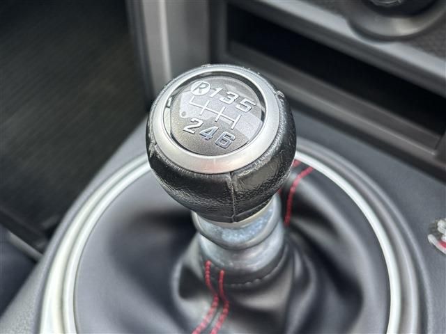 SUBARU BRZ 2014 Image 31