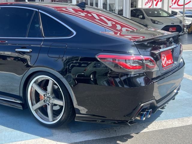 TOYOTA CROWN SEDAN HYBRID 2021 Image 31