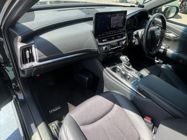 TOYOTA CROWN SEDAN HYBRID 2021 Image 31