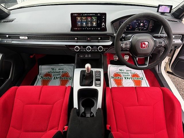 HONDA CIVIC HATCHBACK 2024 Image 31