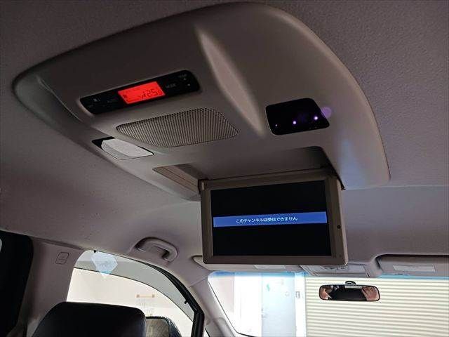 NISSAN ELGRAND 2017 Image 31