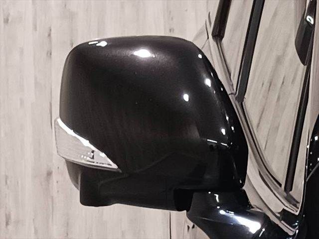 NISSAN ELGRAND 2017 Image 31