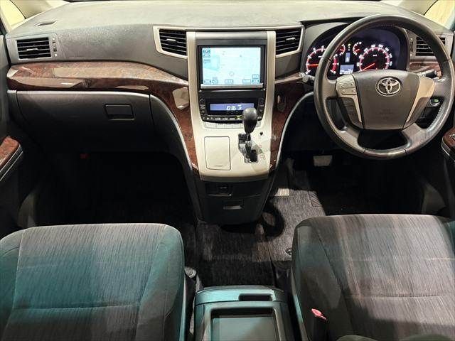 TOYOTA VELLFIRE 2012 Image 31