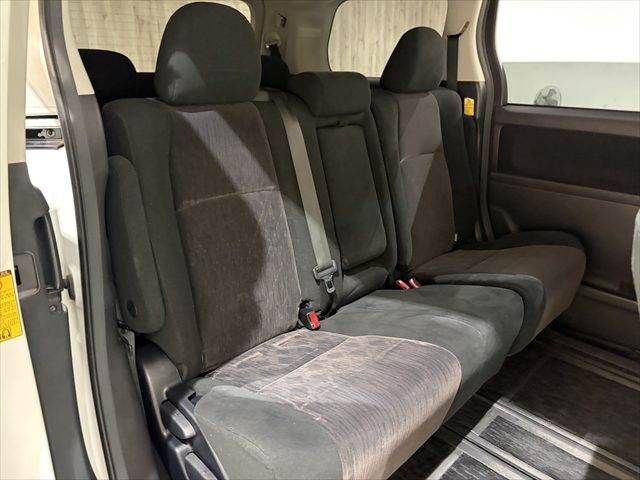 TOYOTA VELLFIRE 2012 Image 31