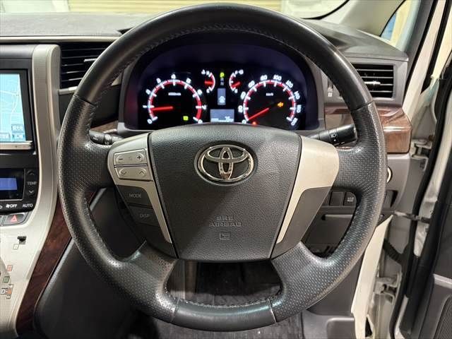 TOYOTA VELLFIRE 2012 Image 31