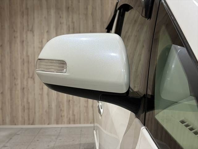 TOYOTA VELLFIRE 2012 Image 31