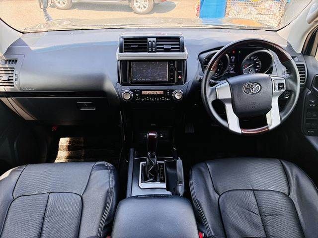 TOYOTA LANDCRUISER PRADO 2016 Image 31
