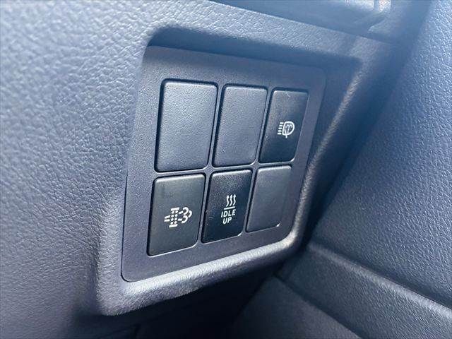 TOYOTA LANDCRUISER PRADO 2016 Image 31