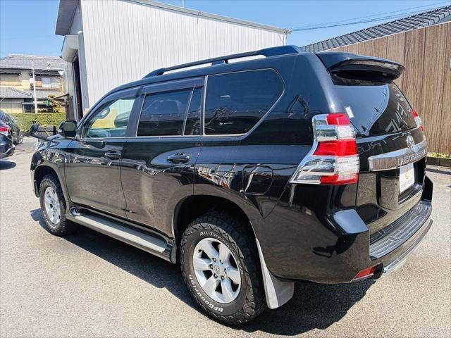 TOYOTA LANDCRUISER PRADO 2016 Image 31