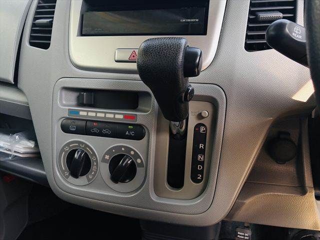 SUZUKI WAGON R 2012 Image 31